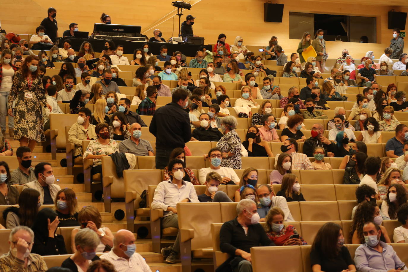 El violinista de origen libanés Ara Malikian cerró anoche en Riojafórum el minifestival 'Rioja en Vivo'.