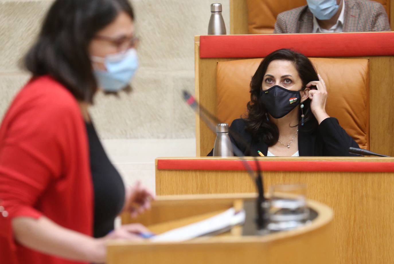 Celebración del pleno de septiembre en el Parlamento riojano.