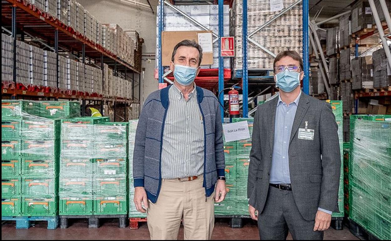 El director de Relaciones Externas de Mercadona en La Rioja, Imanol Flandes, y el presidente del Banco de Alimentos de La Rioja, José Manuel Pascual-Salcedo. 