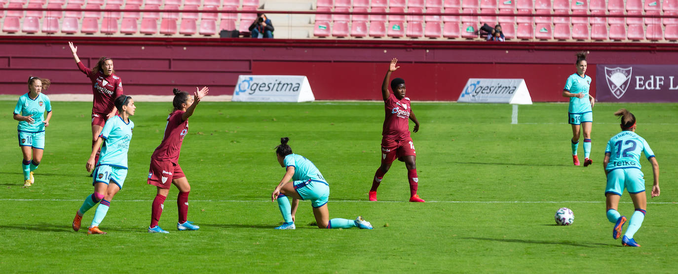 Las riojanas abrieron la Primera Iberdrola en Las Gaunas perdiendo ante el Levante