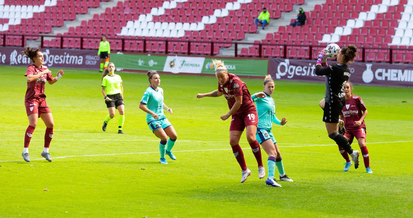 Las riojanas abrieron la Primera Iberdrola en Las Gaunas perdiendo ante el Levante