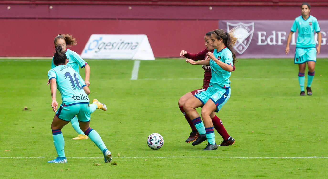 Las riojanas abrieron la Primera Iberdrola en Las Gaunas perdiendo ante el Levante