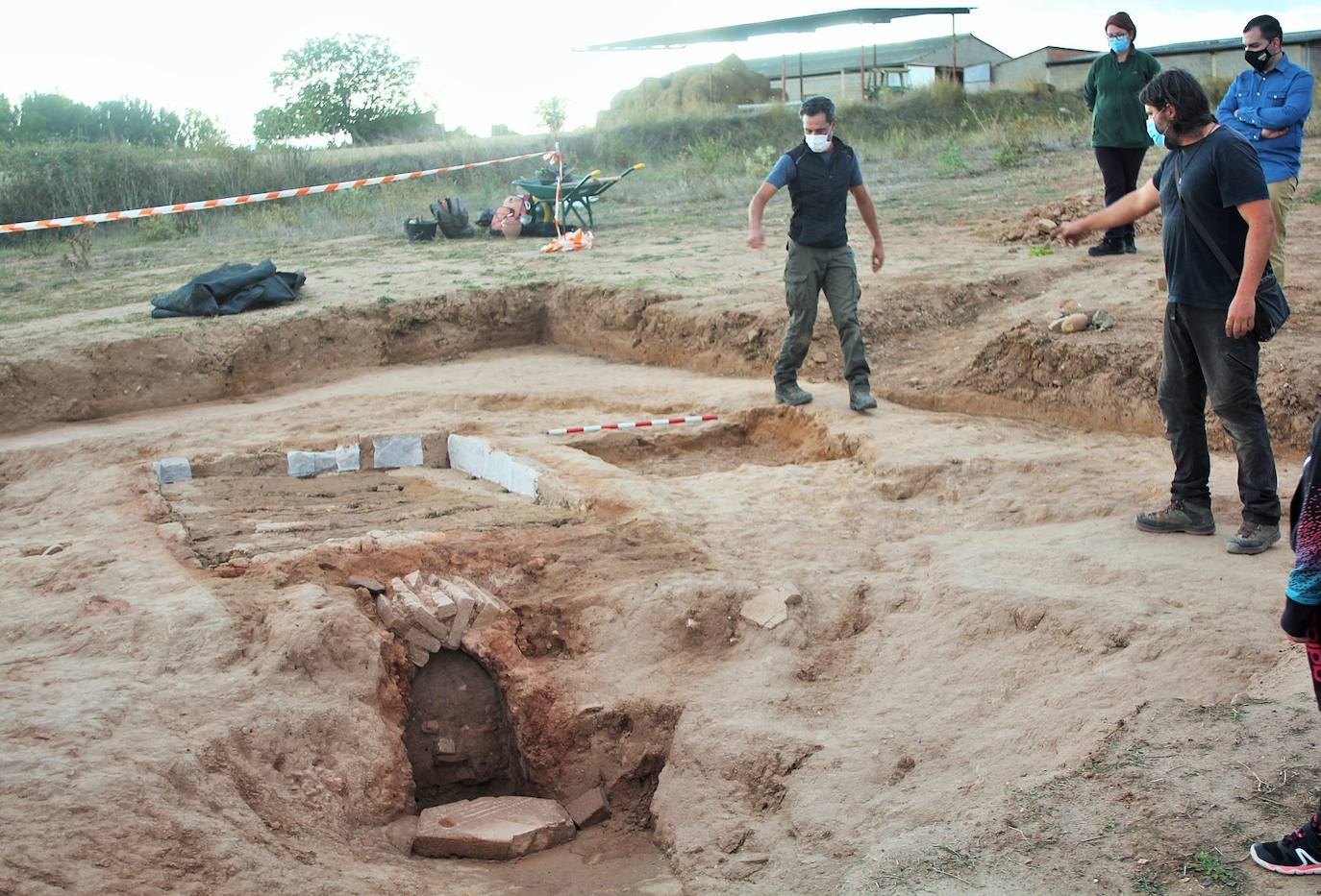 Una visiata al yacimiento romano de La Morlaca de Villamediana, que data de entre los siglos III y IV.
