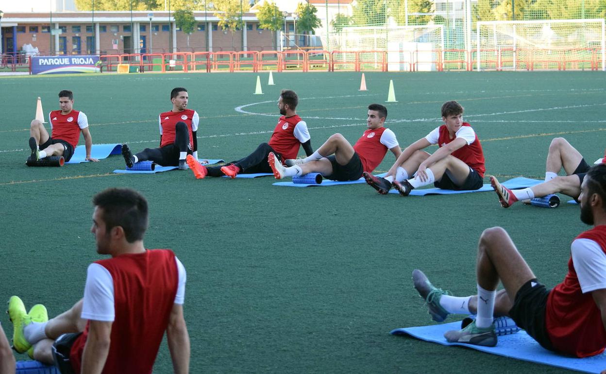 Los jugadores de la SDL, en un entrenamiento.