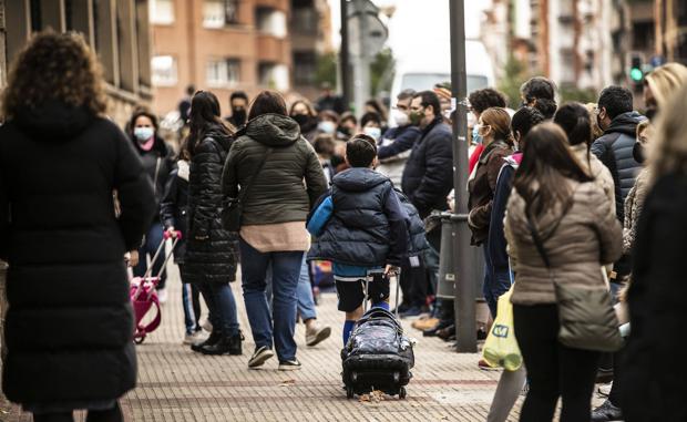 La Rioja vuelve a llegar a los 100 ingresados por COVID, tras otros 130 nuevos contagios 