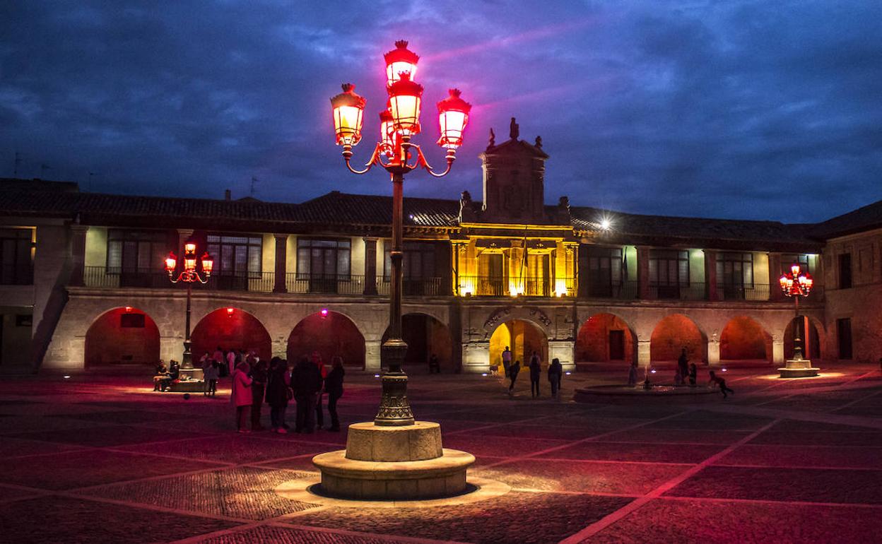 Santo Domingo se suma al rosa contra el cáncer de mama