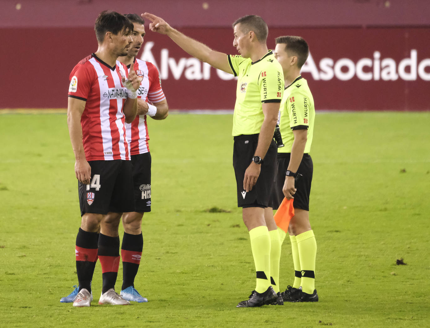 Los blanquirrojos han caído en Las Gaunas por culpa de un gol de Borja Bastón en el minuto 30