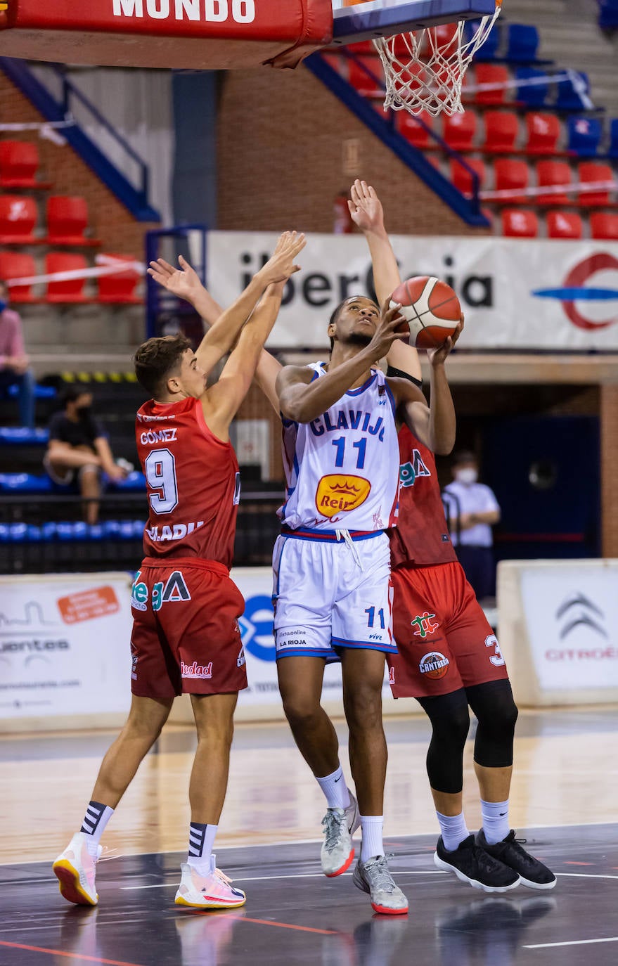 Los riojanos sucumbieron en el tramo final del duelo