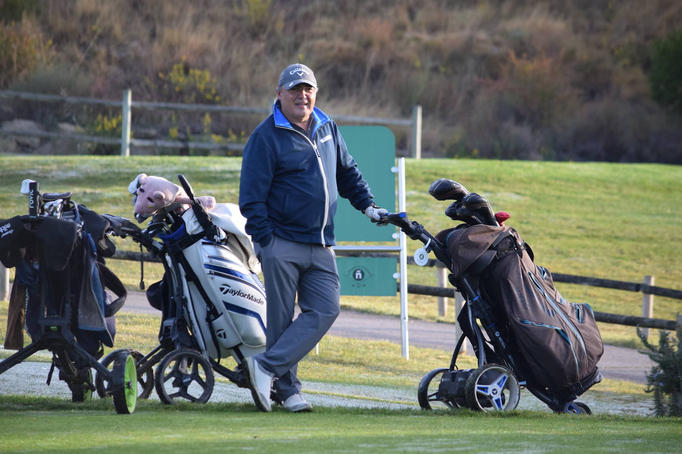 Los participantes en el Torneo de Golf Carlos Moro disfrutaron de un gran día de juego El Campo de Logroño.