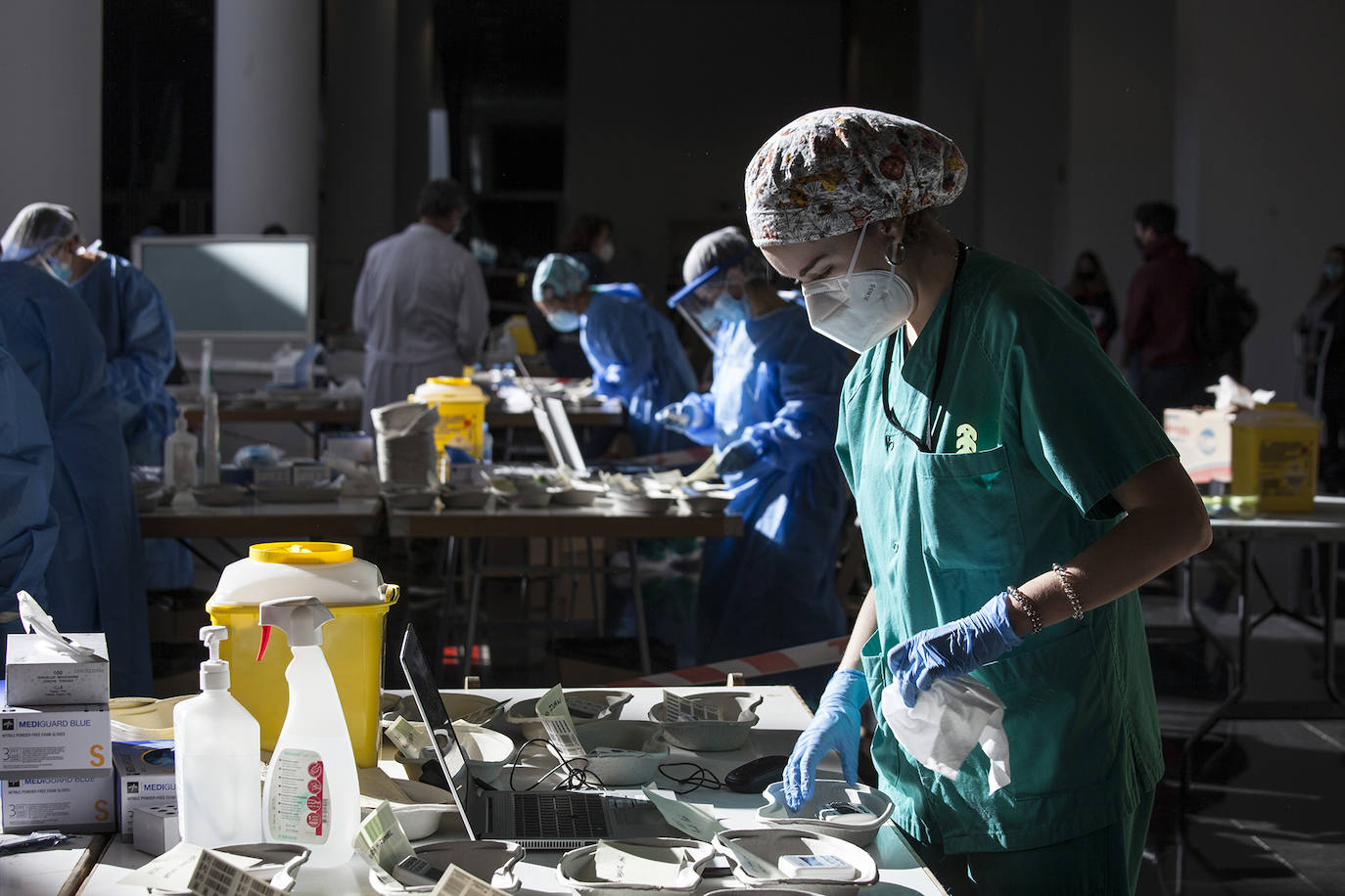 El cribado que se está realizando en Logroño para detecar asintomáticos por COVID-19 está generando largas colas desde el pasado viernes.