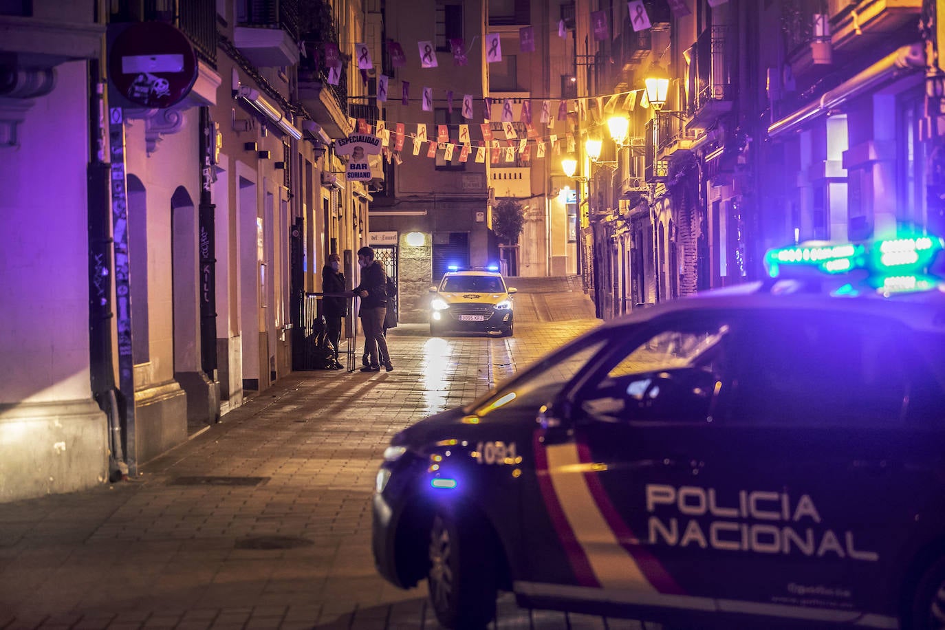 Fotos: La hostelería de Logroño baja la persiana a la hora marcada por el confinamiento