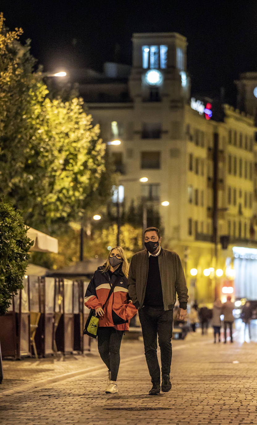 Fotos: La hostelería de Logroño baja la persiana a la hora marcada por el confinamiento