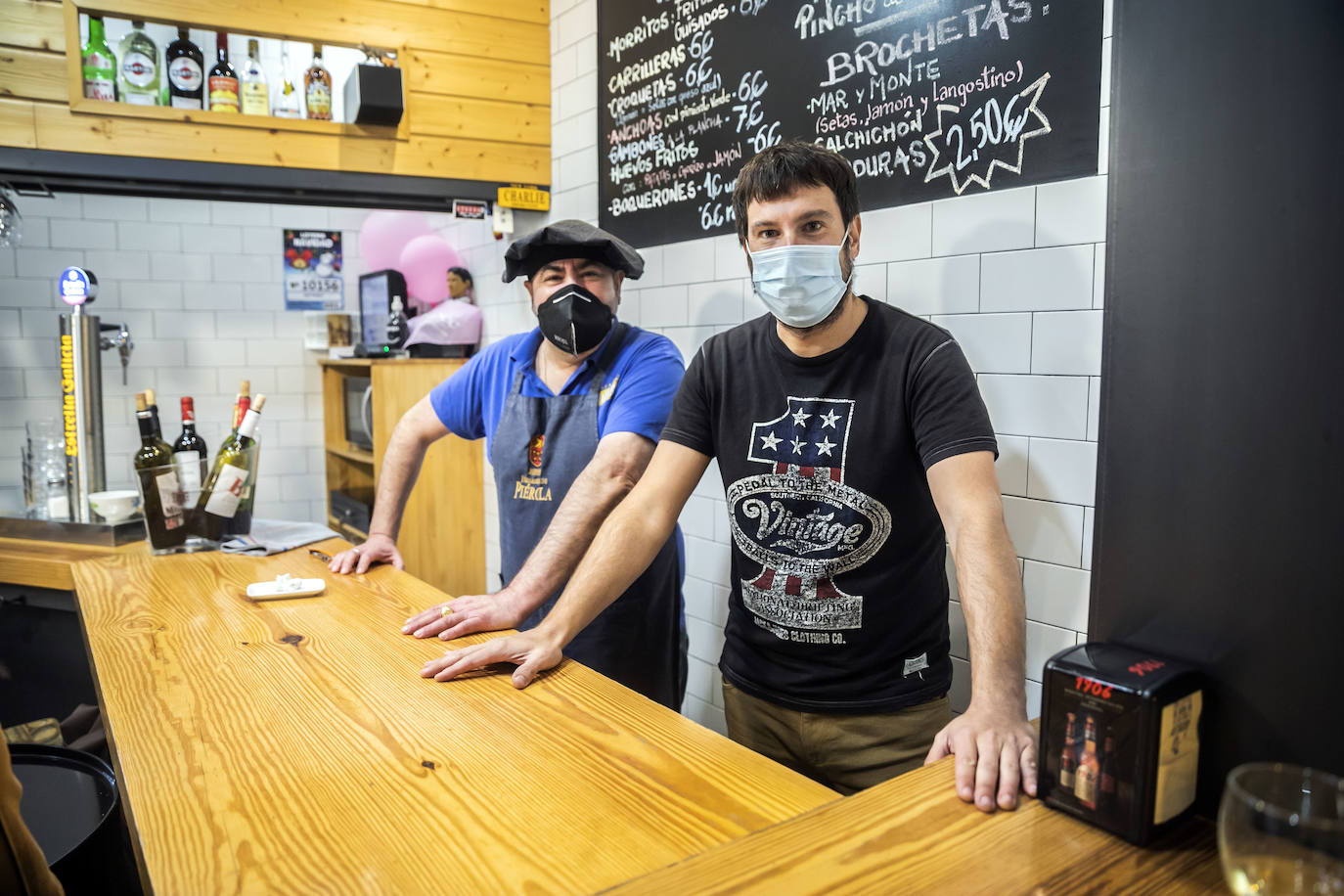 Fotos: La hostelería de Logroño baja la persiana a la hora marcada por el confinamiento