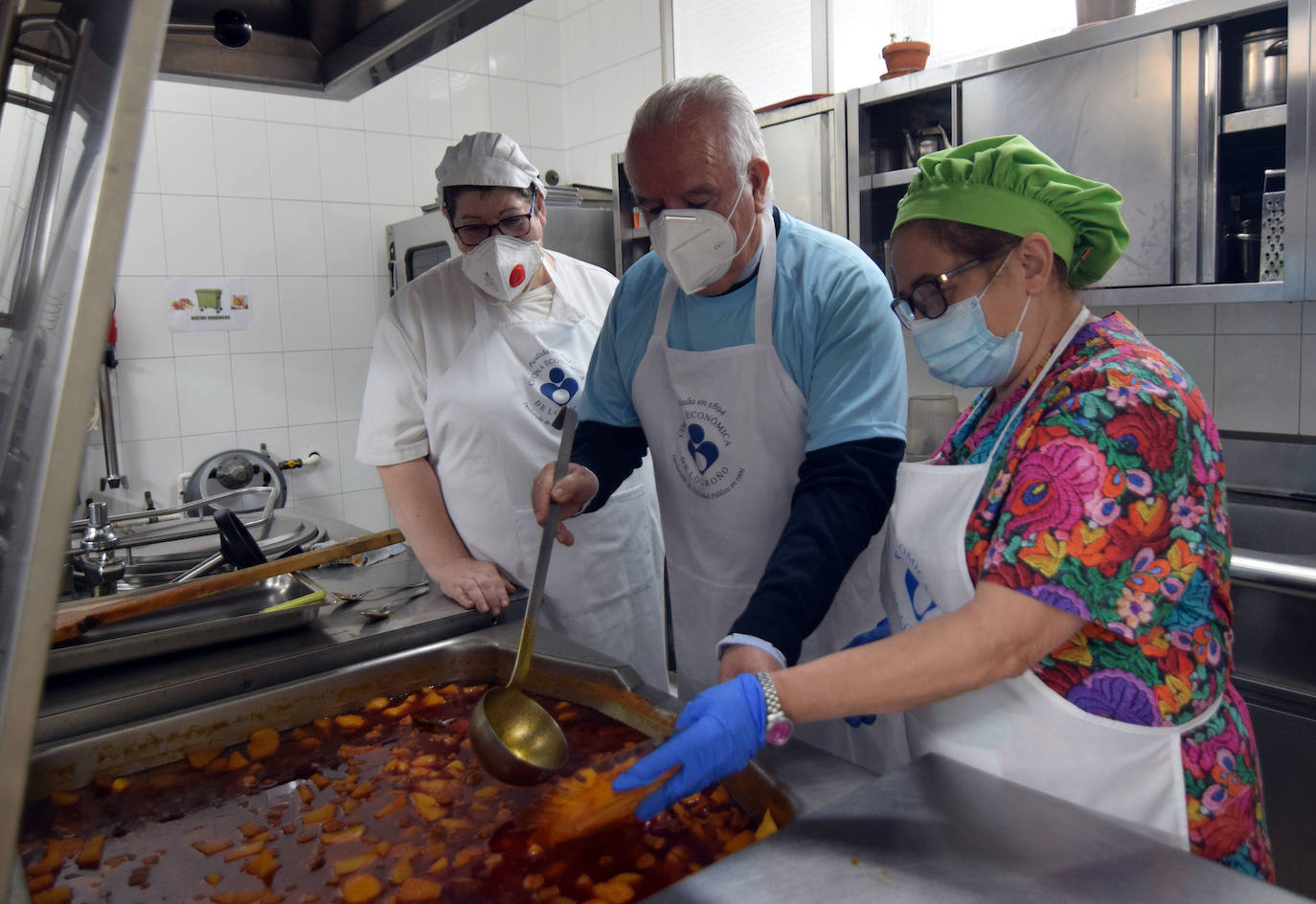 La cita contó con más de 2.000 participantes y se mantuvo una salida simbólica en Las Gaunas