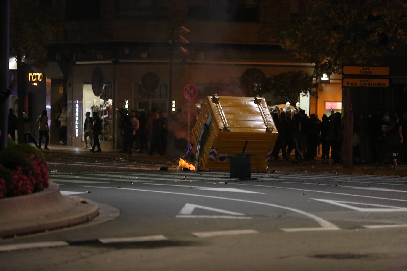 La capital riojana ha vivido este sábado una tensa jornada