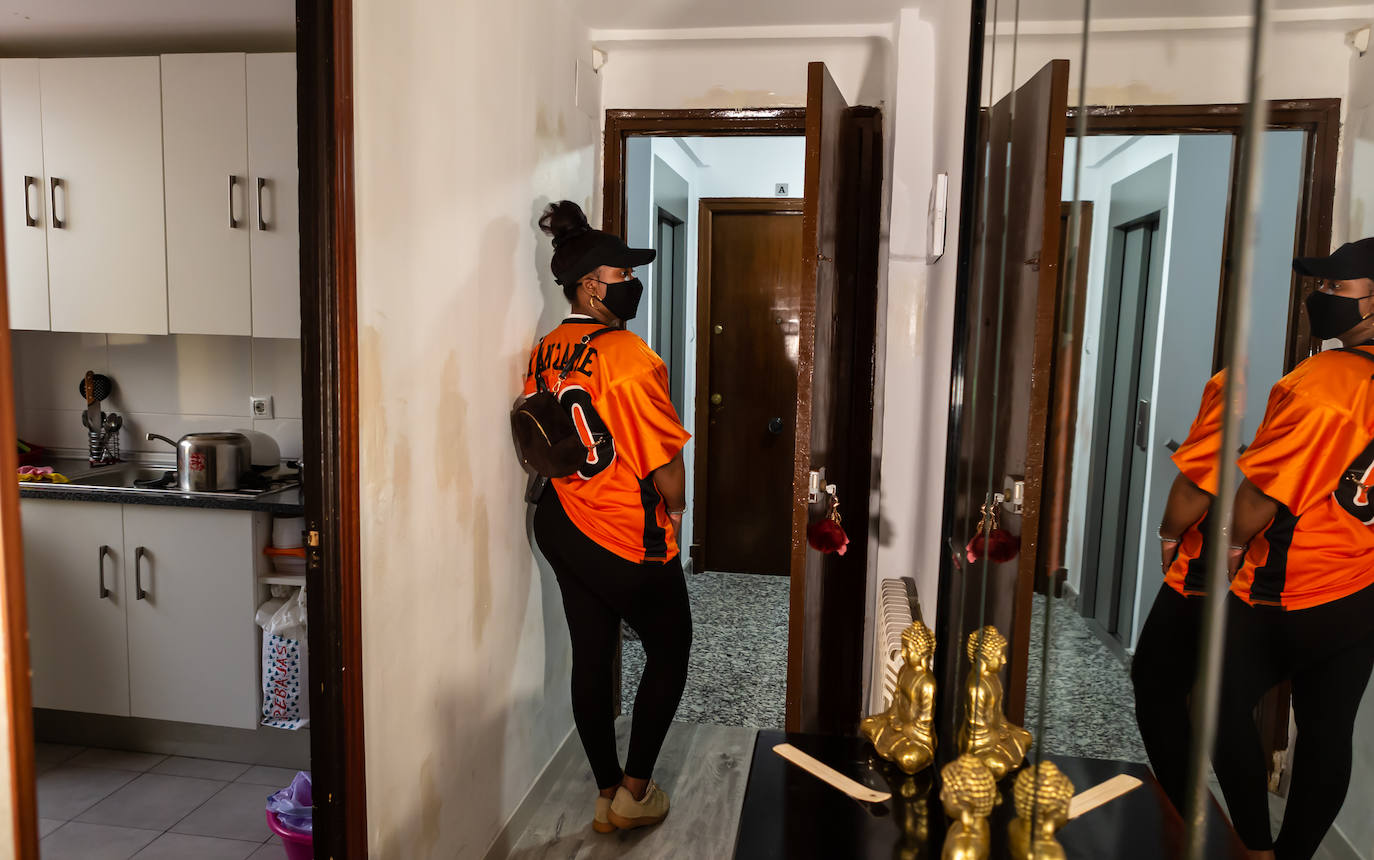 El juzgado ha concedido una semana más de plazo para que Diana Carolina, sus hijos de 5 años y 7 meses, y su pareja abandonen la vivienda en la que residen