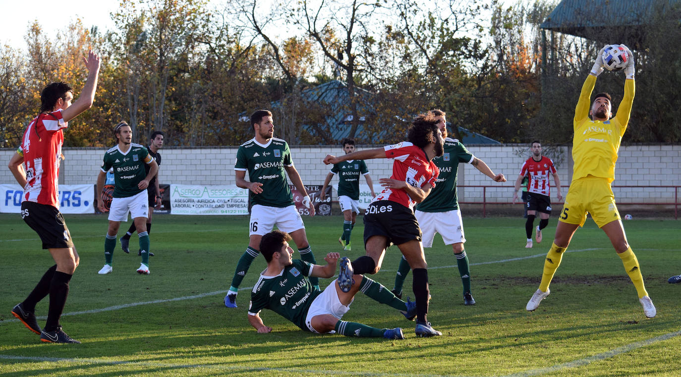 Los de Albert Aguilá han superado al conjunto aragonés gracias a tres goles en cinco minutos