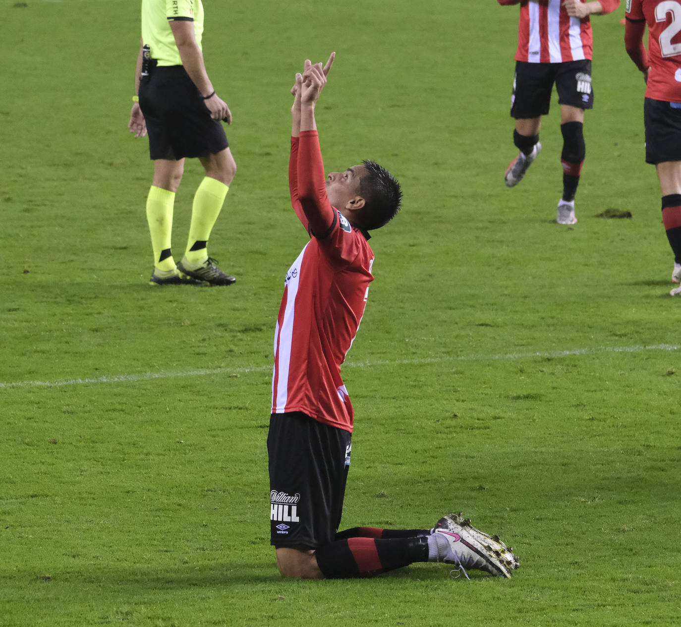 Los blanquirrojos han conseguido su cuarto triunfo seguido gracias a un gol del colombiano Leo Ruiz