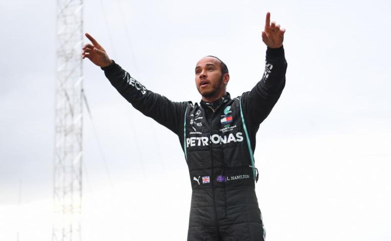 Lewis Hamilton, tras proclamarse heptacampeón del mundo. 