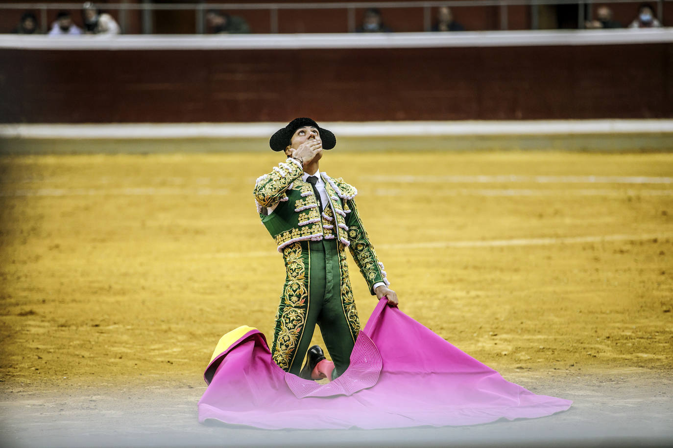 Gómez del Pilar le cortó una oreja a los Miuras