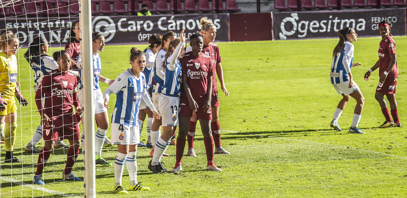 El equipo riojano ha empatado y se hunde en la tabla. 