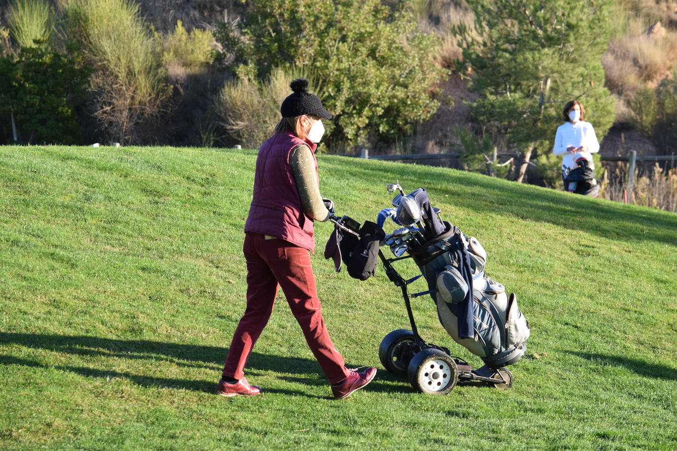 Imágenes del torneo final de la décima edición de la Liga de Golf y Vino, que organiza cada año lomejordelvinoderioja.com. 