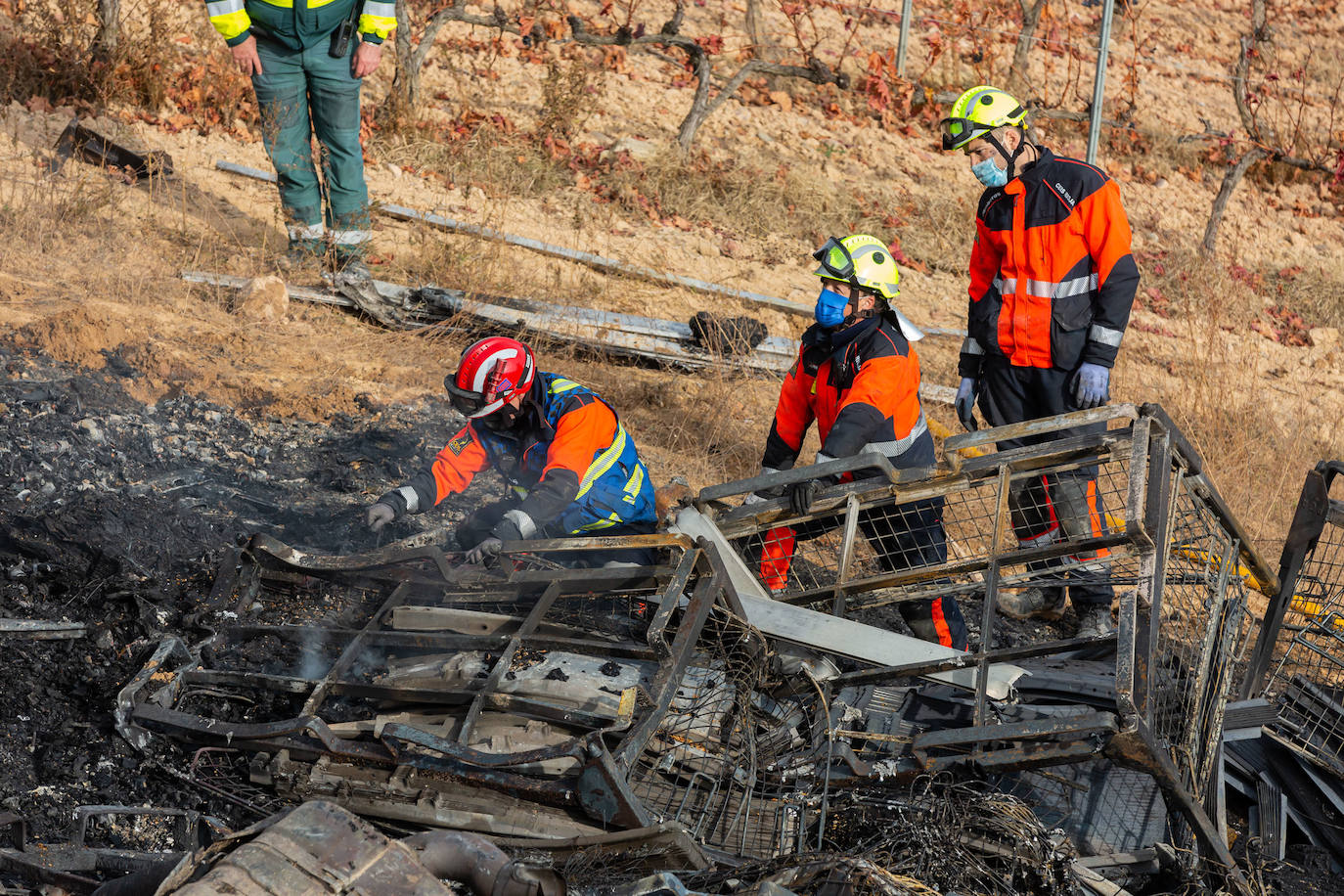 En este terrible suceso, los bomberos han tardado cinco horas en hallar el cuerpo de la víctima