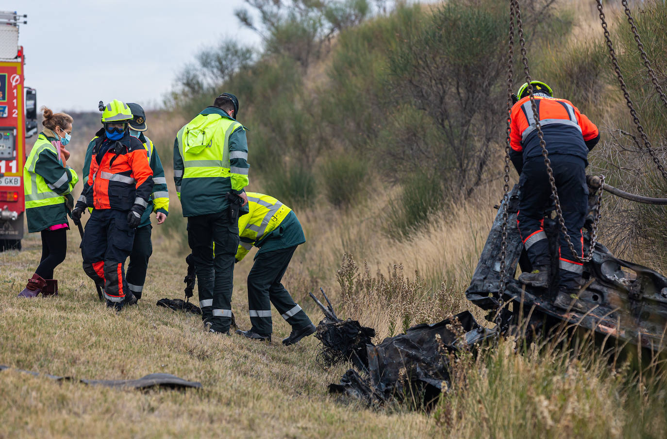 En este terrible suceso, los bomberos han tardado cinco horas en hallar el cuerpo de la víctima