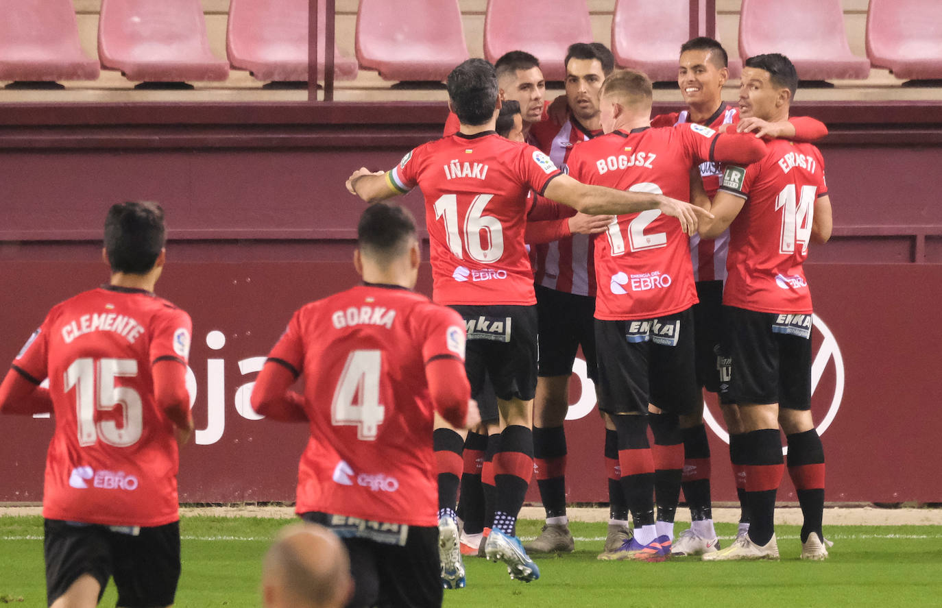 Los blanquirrojos consiguen su sexta victoria consecutiva