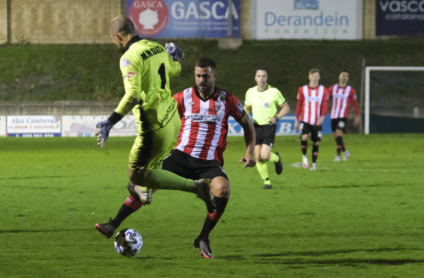 Los blanquirrojos se despiden de la Copa tras perder contra el Amorebieta.