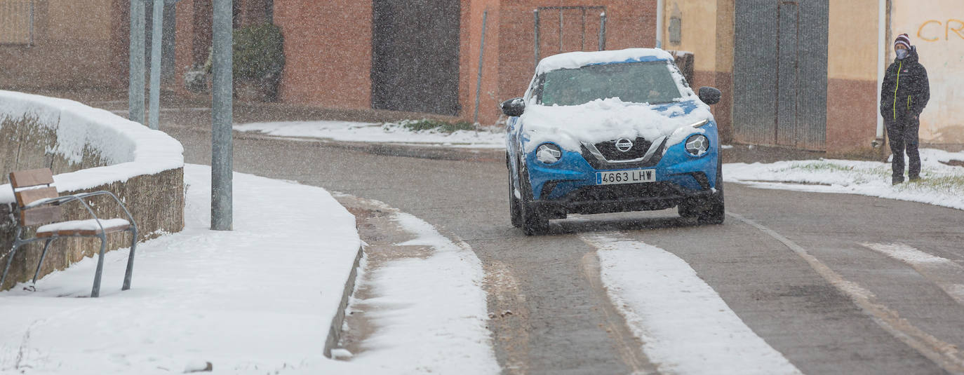 Fotos: Jornada de nieve en Uruñuela