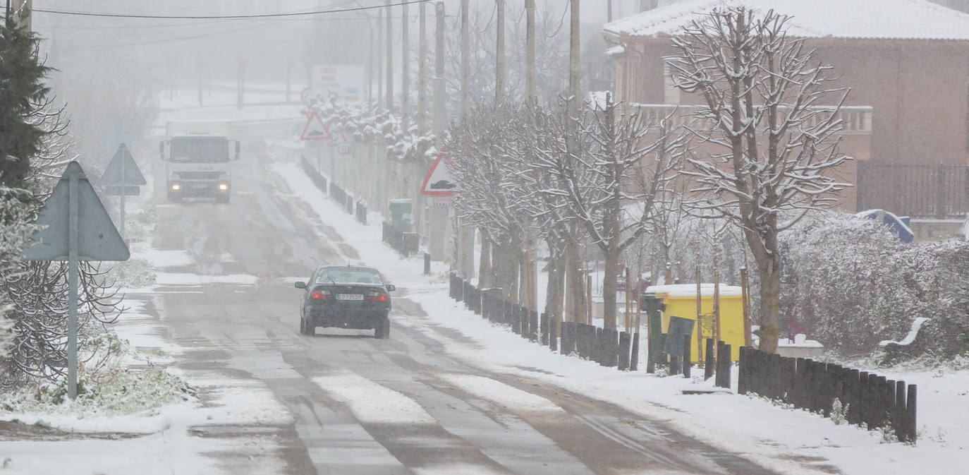 Fotos: Jornada de nieve en Uruñuela