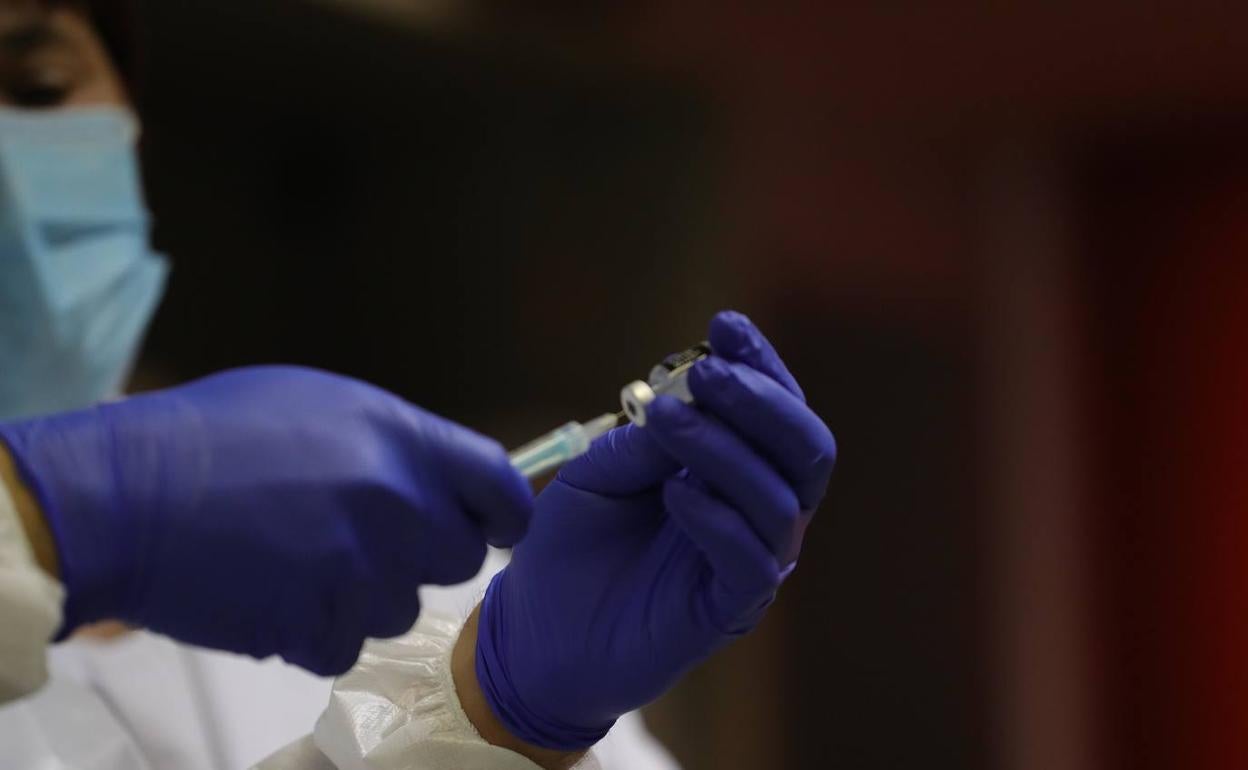 Una imagen de archivo de la vacunación. 