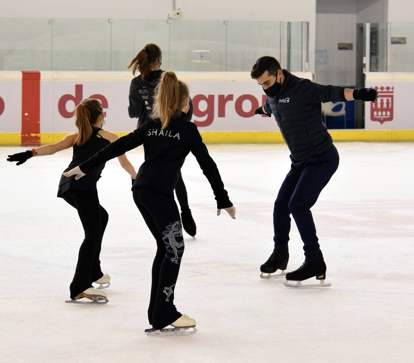 Fotos: Clase magistral de Javier Fernández en Logroño