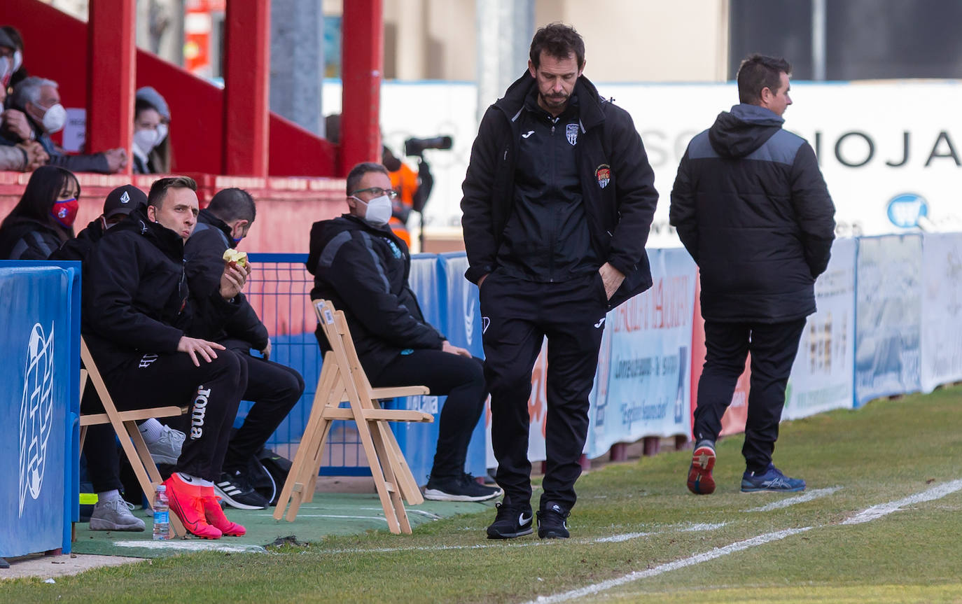 Fotos: Las imágenes del derbi entre el Calahorra y el Haro