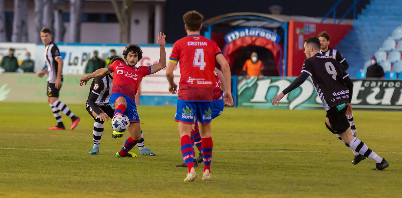 Fotos: Las imágenes del derbi entre el Calahorra y el Haro