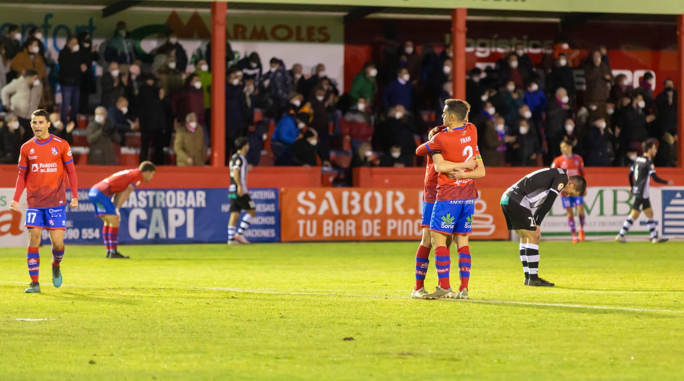 Fotos: Las imágenes del derbi entre el Calahorra y el Haro