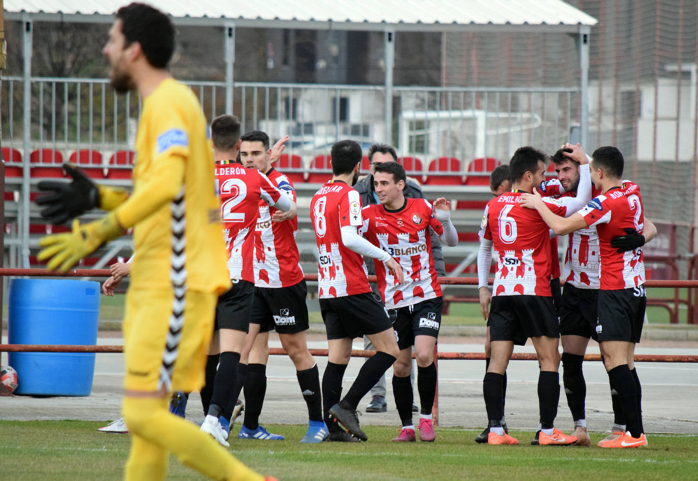 Fotos: Un nuevo triunfo para la SD Logroñés