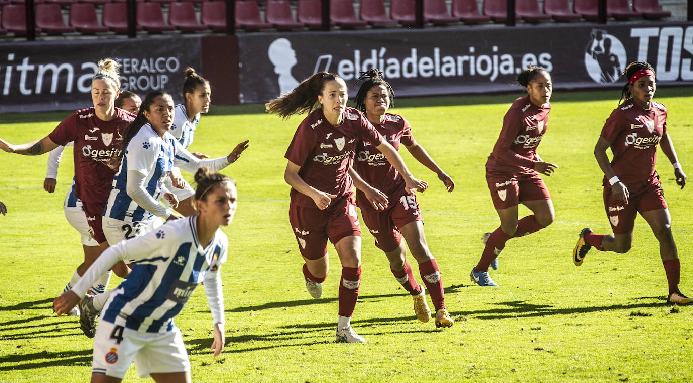 Jugadoras del EDF contra el Espanyol 