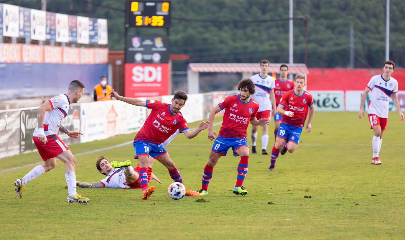 Fotos: Las imágenes del empate entre el Calahorra y la Mutilvera