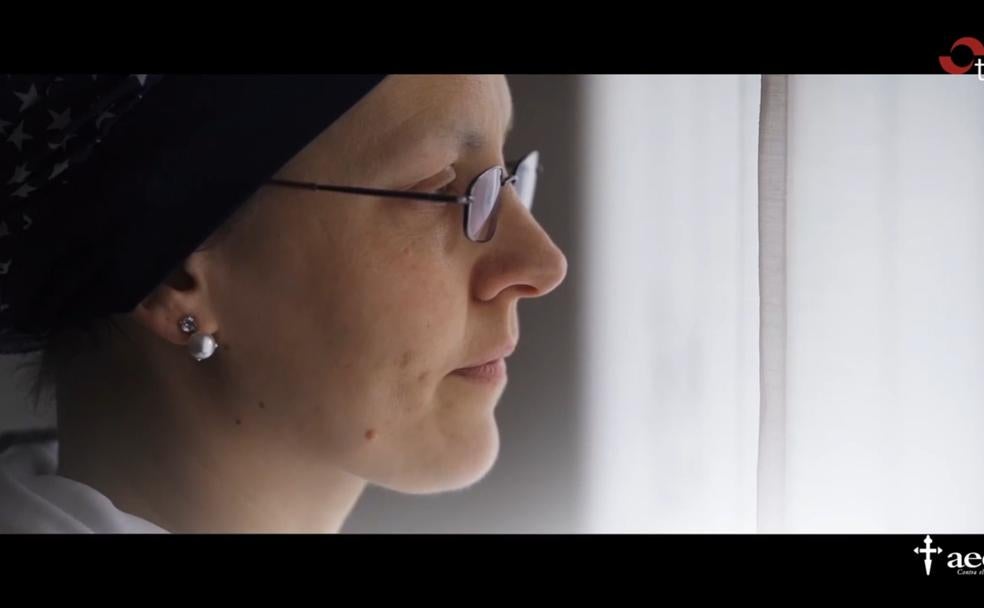 Mónica, Vicenta, Laura: su vida con cáncer