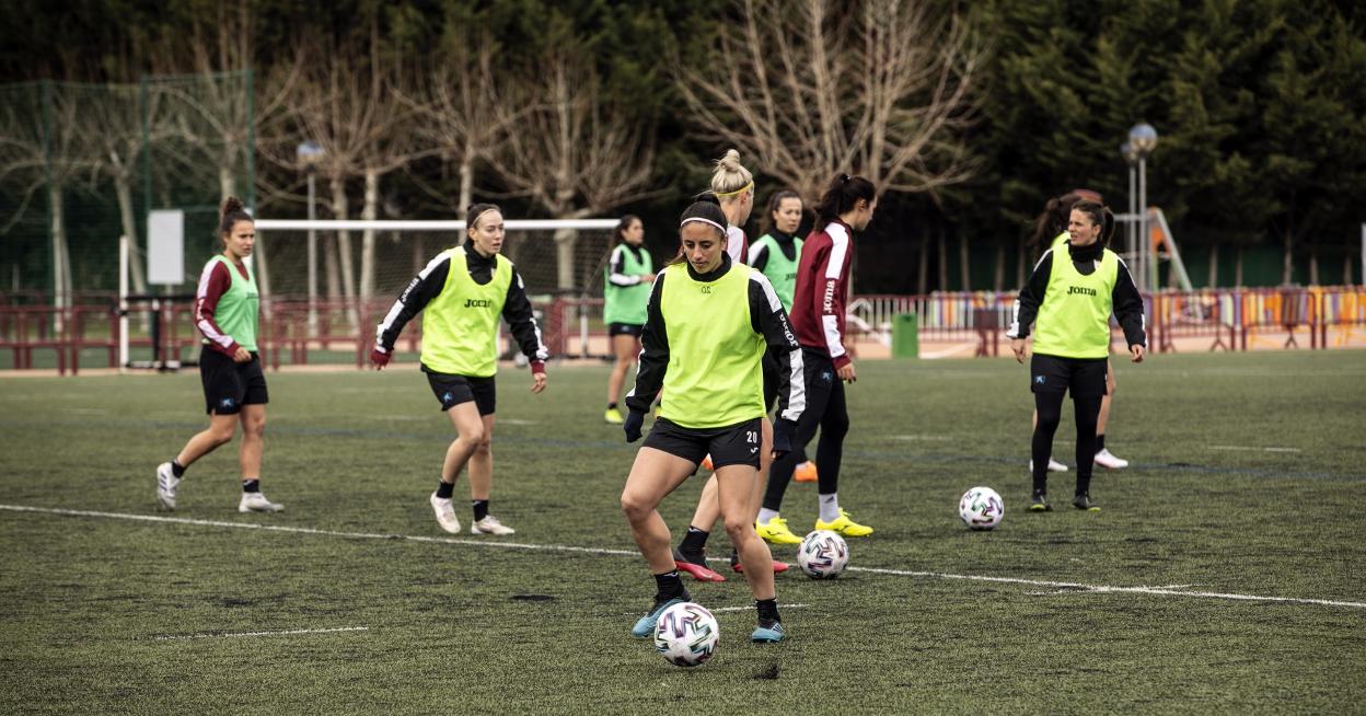 Entrenamiento del EDF Logroño en Pradoviejo . 