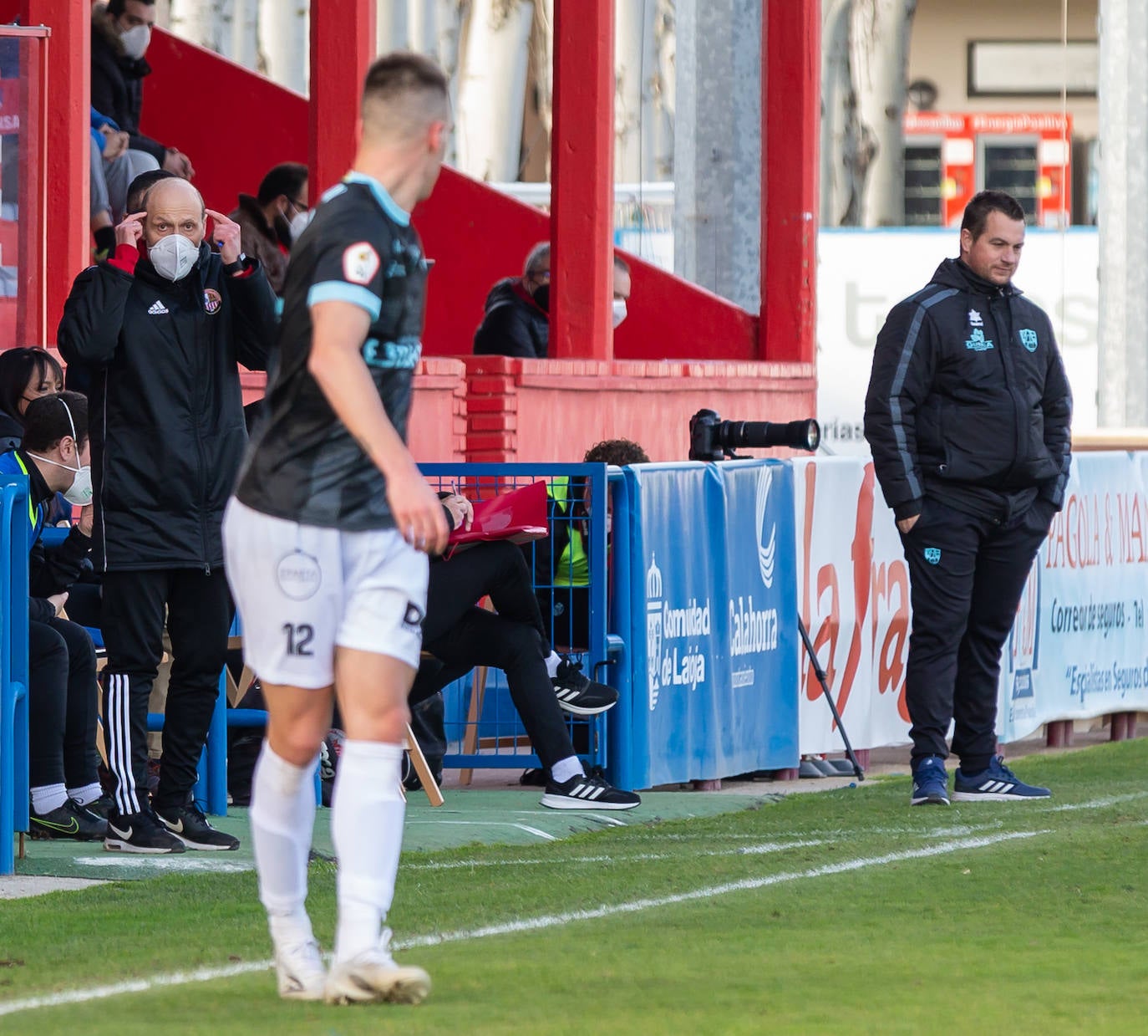 Fotos: Las imágenes del derbi entre el Calahorra y la SD Logroñés en La Planilla