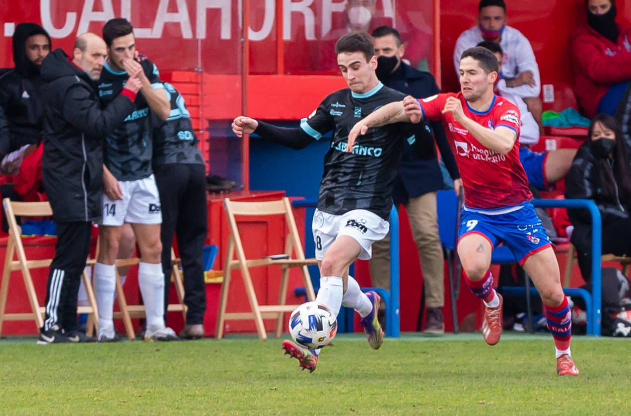 Fotos: Las imágenes del derbi entre el Calahorra y la SD Logroñés en La Planilla