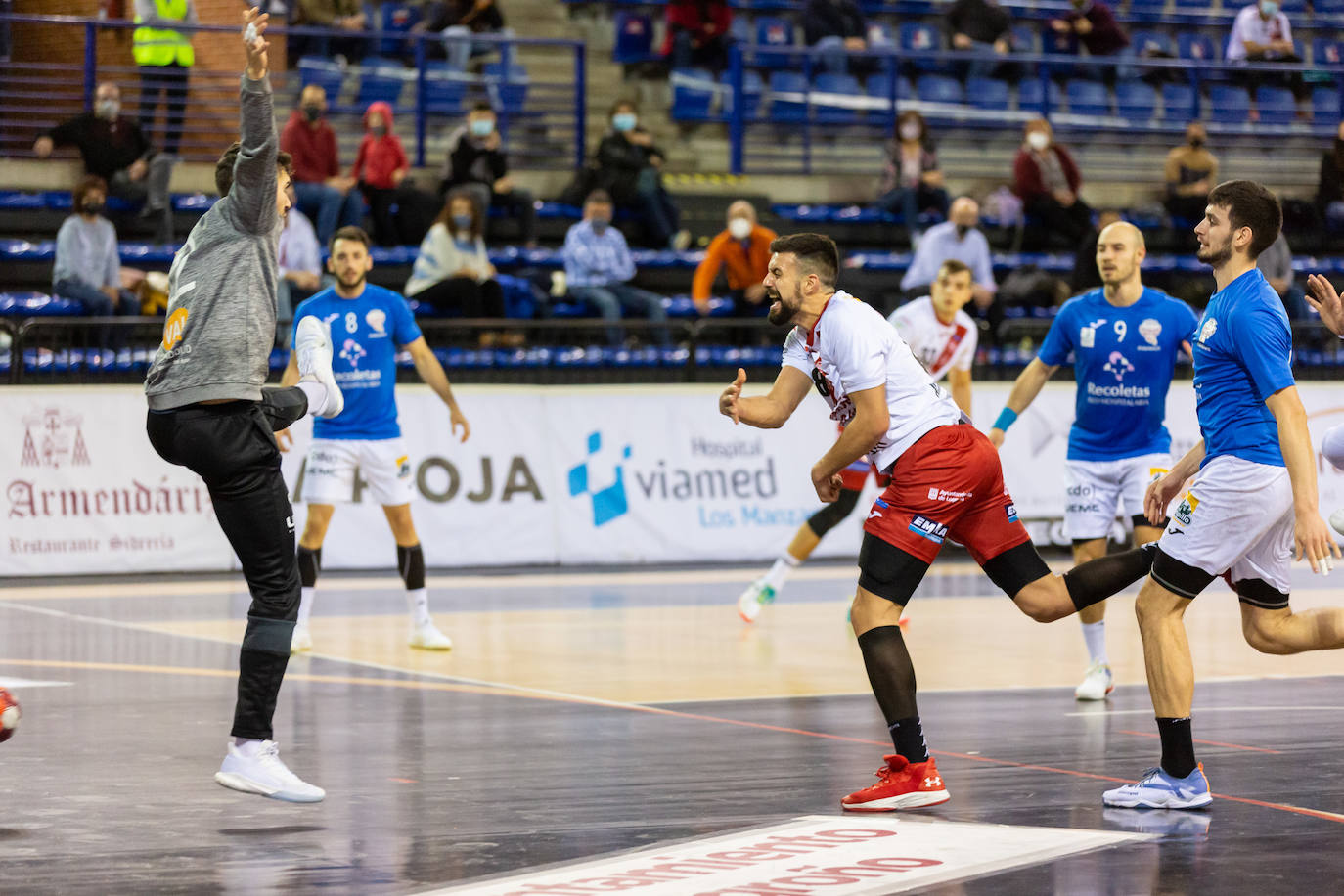 Fotos: Las imágenes de la victoria del Ciudad de Logroño ante el Atlético Valladolid