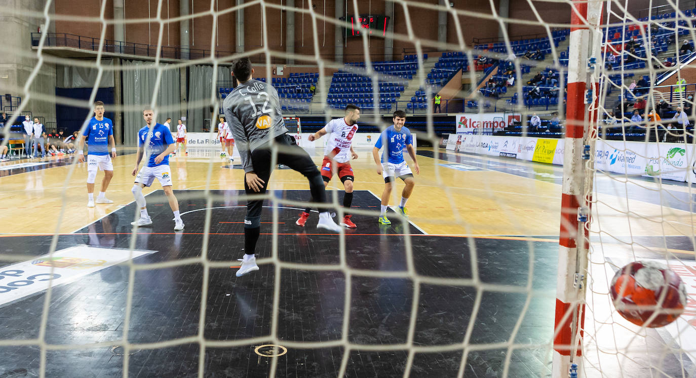 Fotos: Las imágenes de la victoria del Ciudad de Logroño ante el Atlético Valladolid