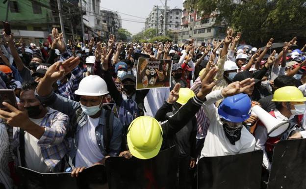 Imagen de la manifestación en Rangún. 