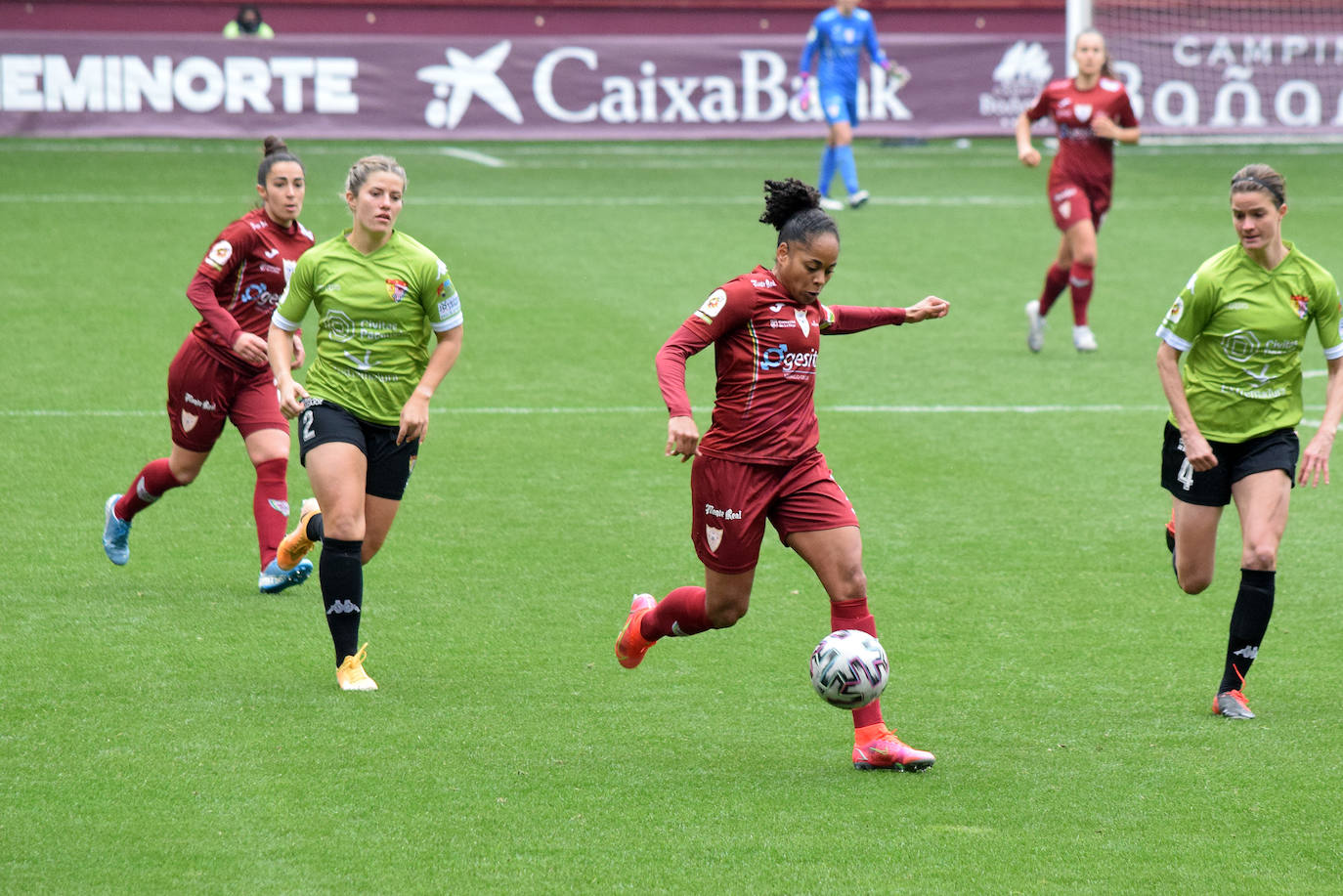 Fotos: Las imágenes del empate entre el EDF Logroño y el Santa Teresa