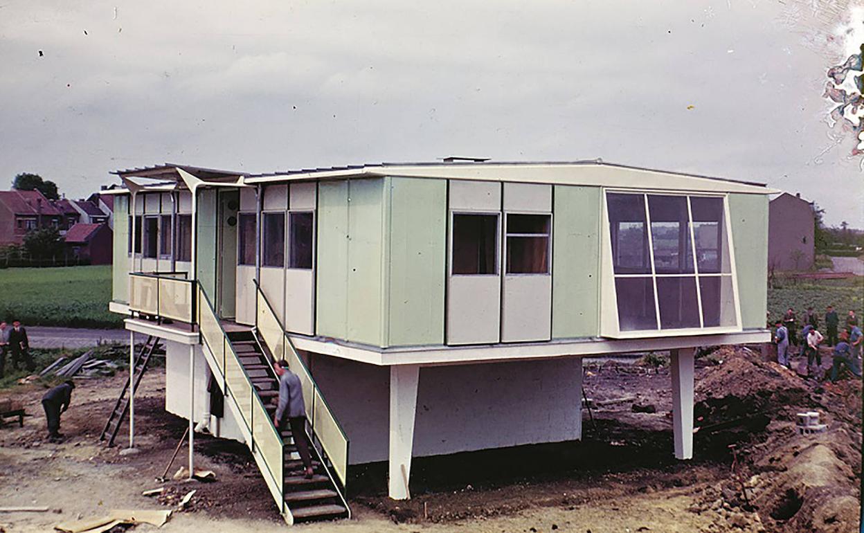 'Casa Métropole', en Tourcoing. Vivienda desmontable de aluminio diseñada por Jean Prouvé en 1950. 