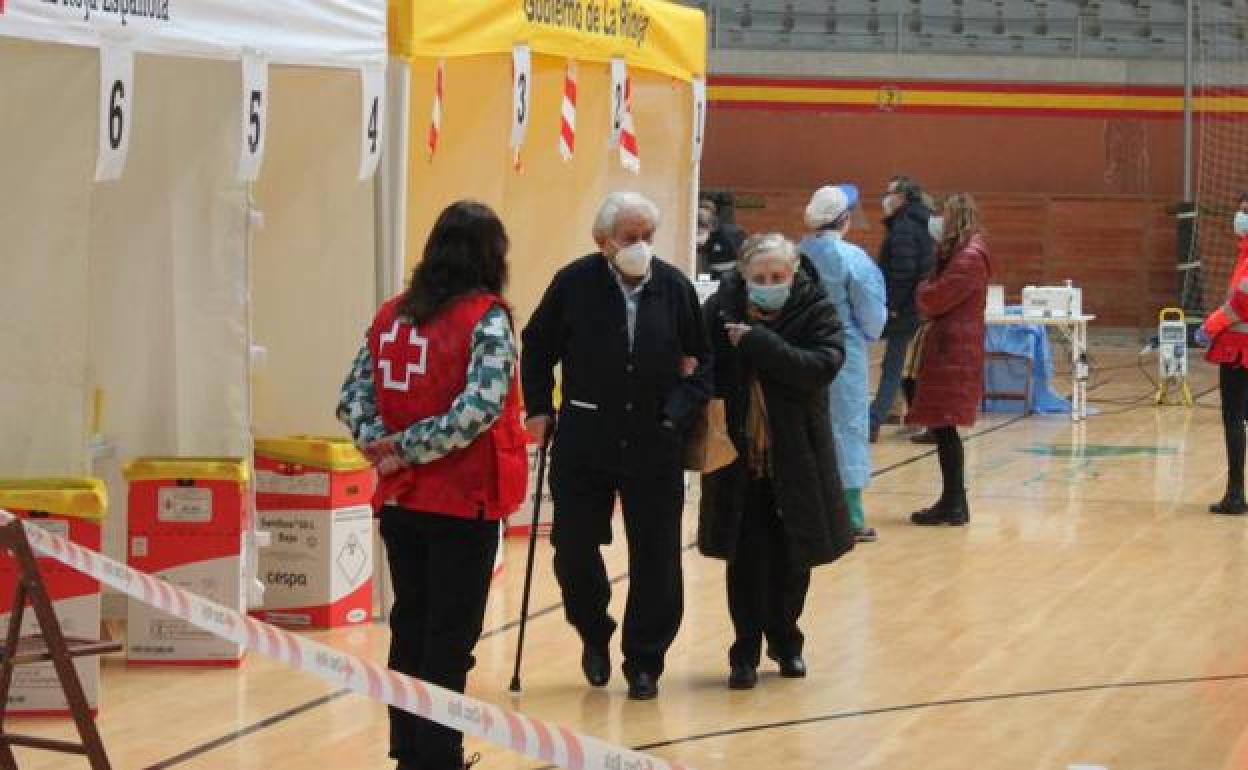 Arnedo ha comenzado a vacunar a los mayores de 80 años. 